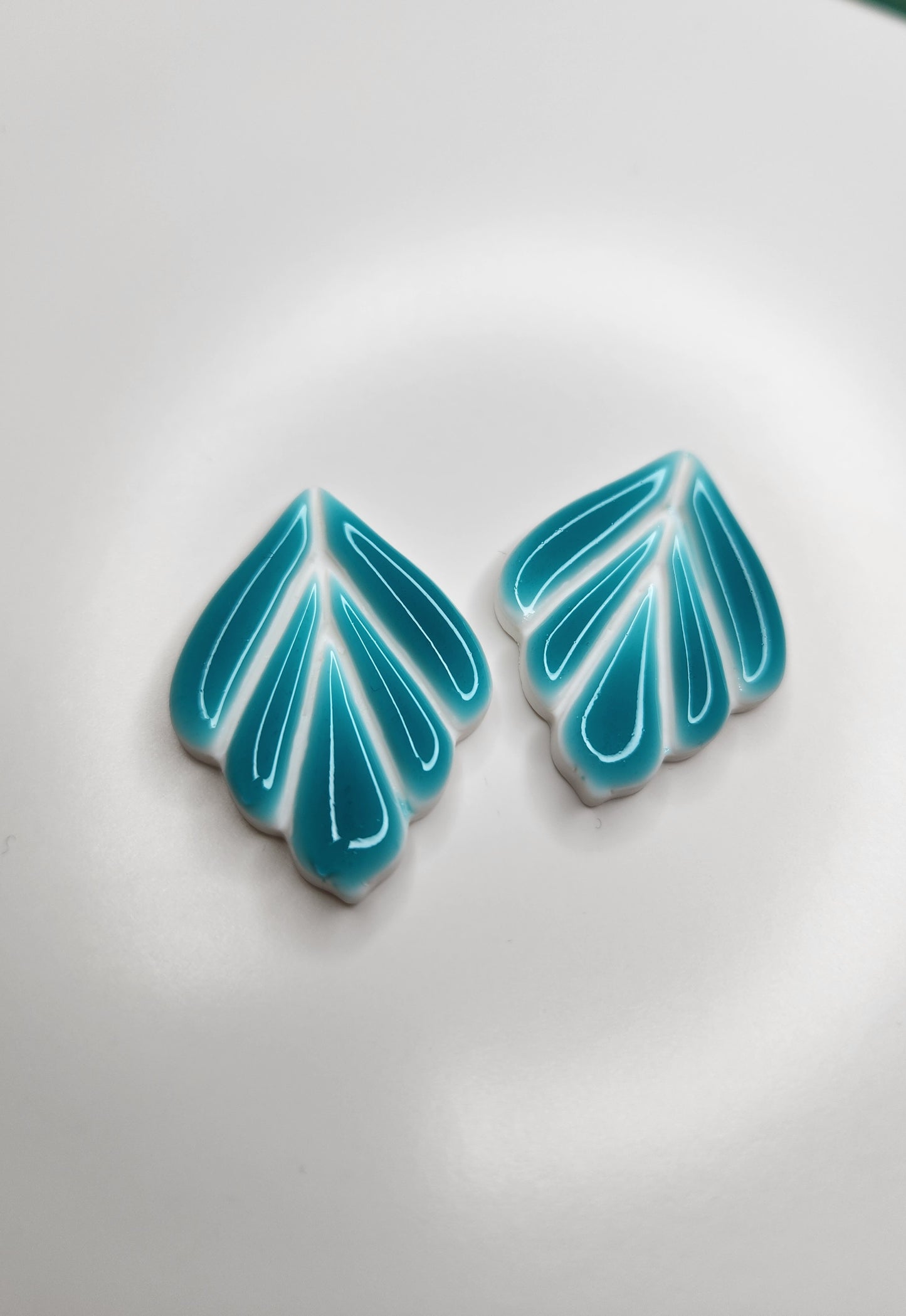 Leaf Earring Turquoise - Small