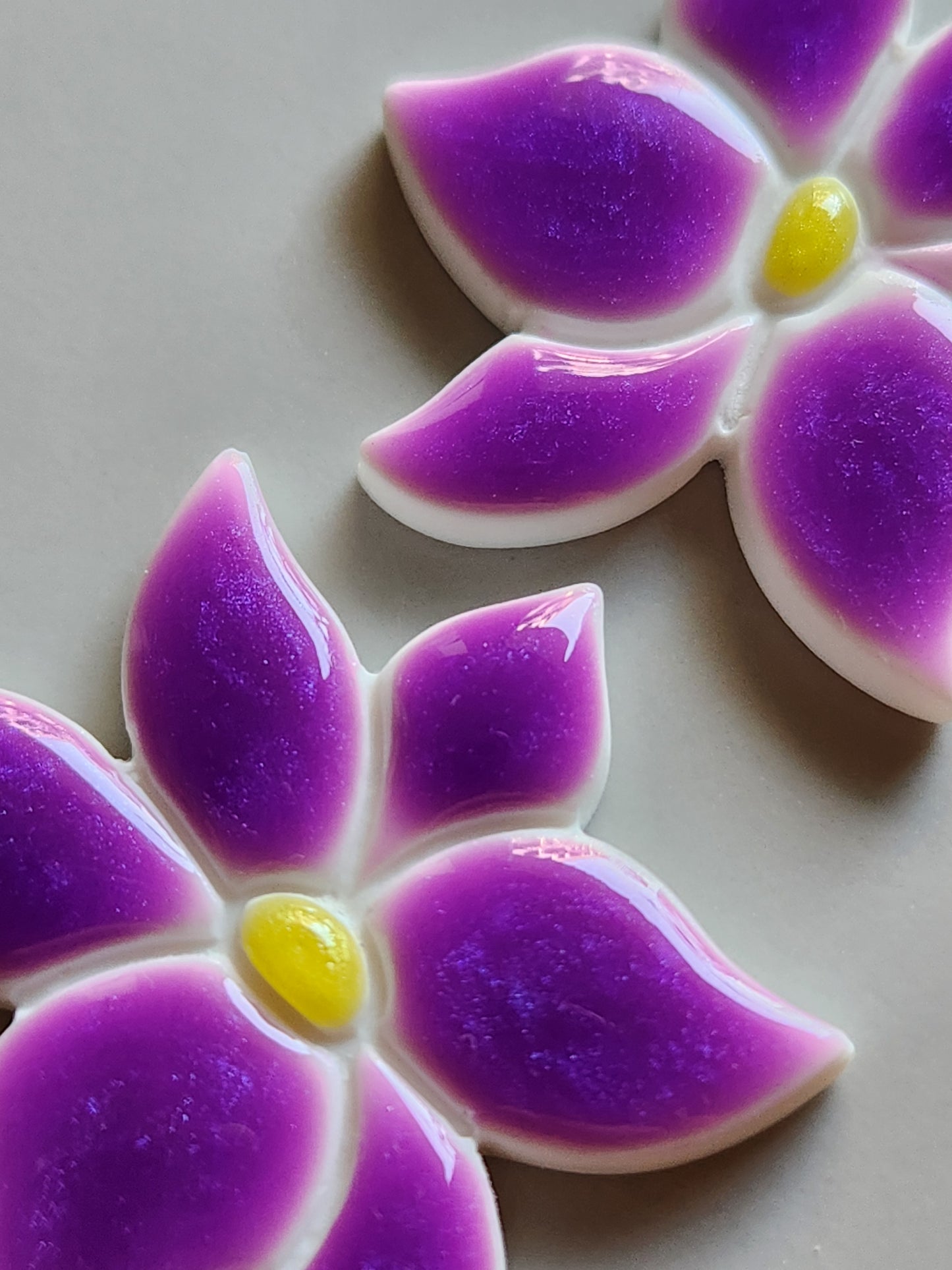 Lilac Sunshine Flower Stud