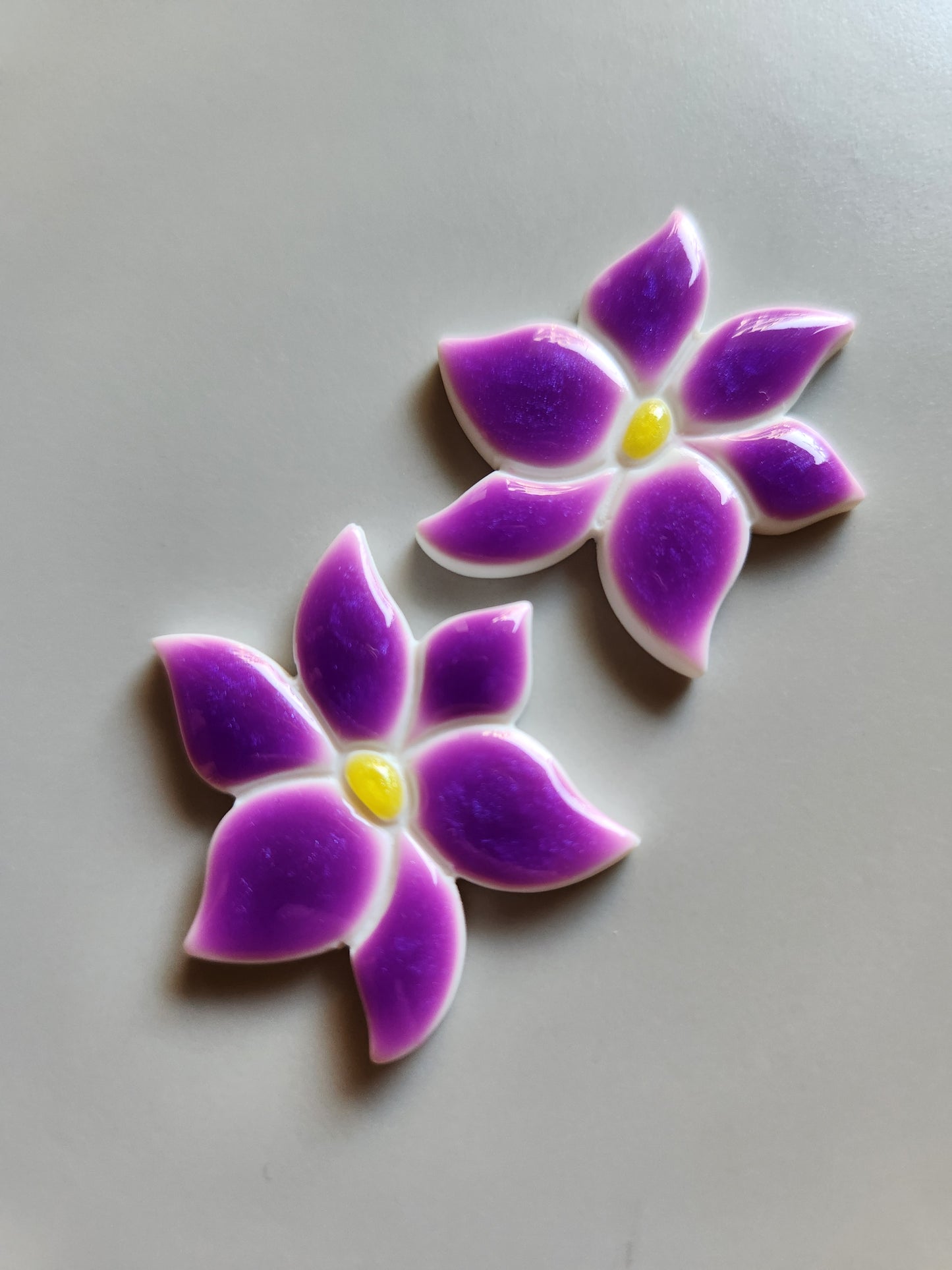 Lilac Sunshine Flower Stud