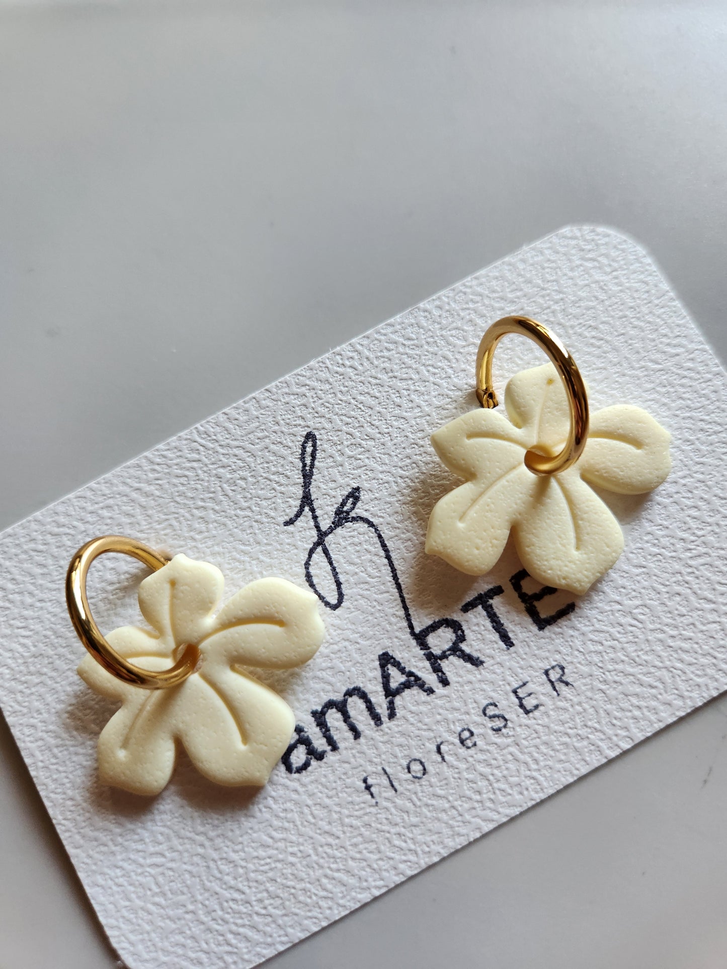 Hibiscus Hoops