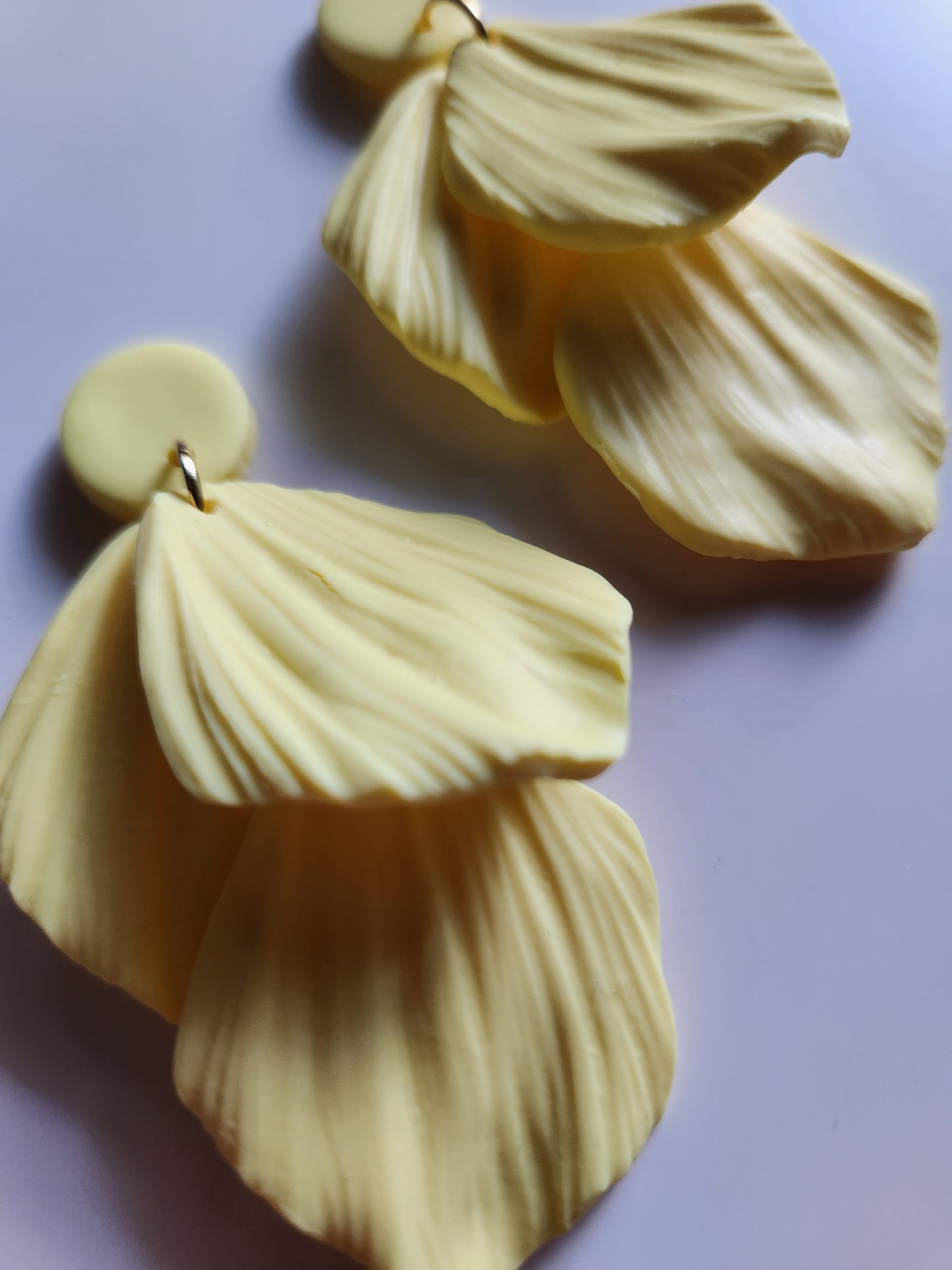 Three Cream petals