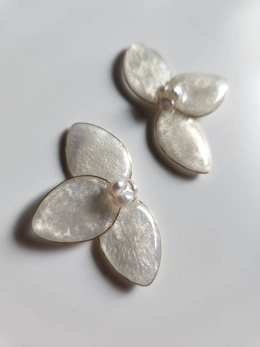 Flor Perlada 3 puntas